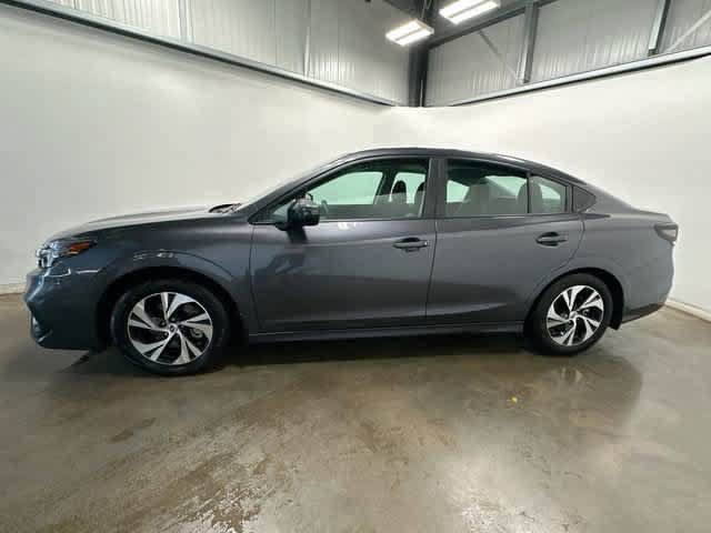 Used 2025 Subaru Legacy Premium AWD/4WD image 2