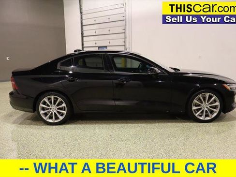Used 2020 Volvo S60 T6 Momentum w/ Protection Package Premier AWD/4WD image 8
