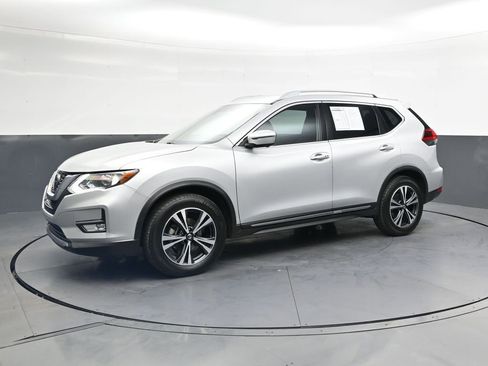 Used 2018 Nissan Rogue SL FWD image 8