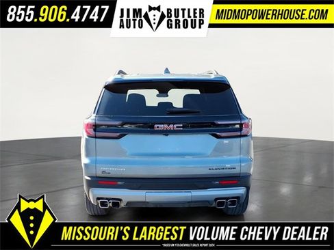 Used 2025 GMC Acadia Elevation image 4
