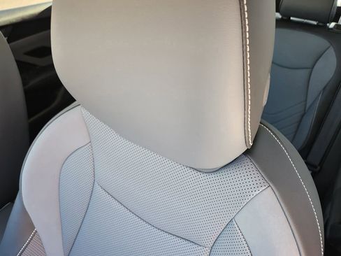 New 2026 Volkswagen Tiguan SE AWD/4WD image 6