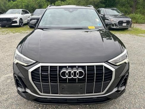 Used 2020 Audi Q3 2.0T Premium Plus AWD/4WD image 2