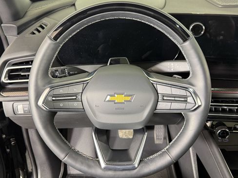 Certified 2025 Chevrolet Traverse High Country FWD image 11