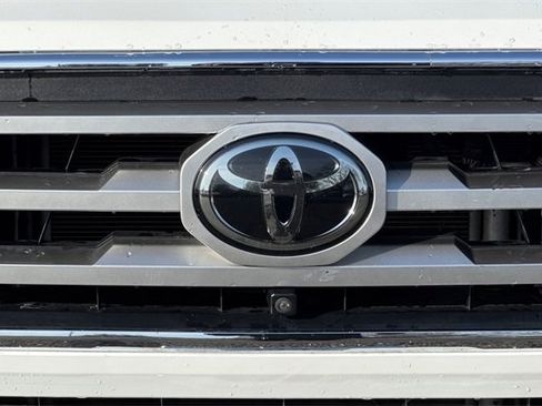 Used 2022 Toyota Tacoma Limited image 48