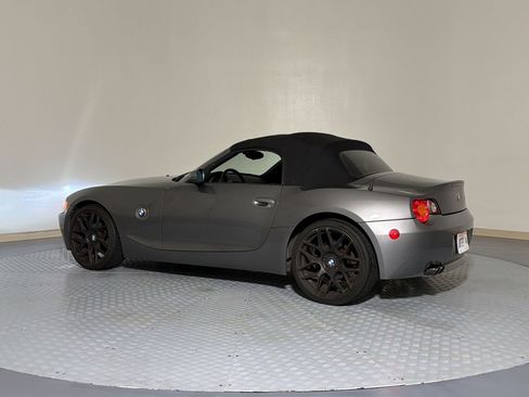 Used 2003 BMW Z4 2.5i RWD image 3
