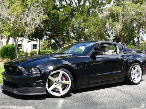 Used 2013 Ford Mustang GT Premium w/ GT Track Pkg RWD image 22