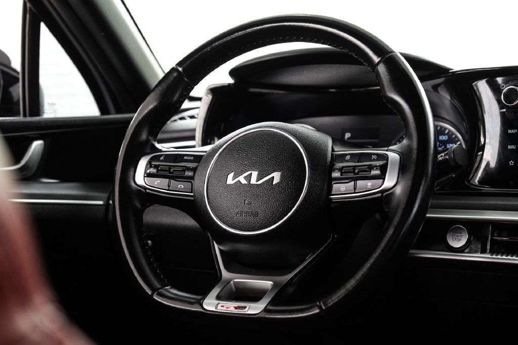 Used 2022 Kia K5 GT-Line w/ GT-Line FWD Premium Package image 14