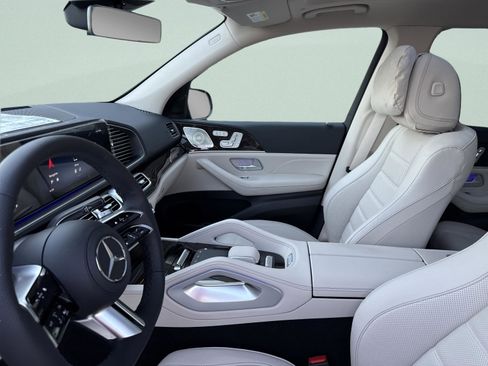 New 2026 Mercedes-Benz GLS 450 GLS 450 image 26