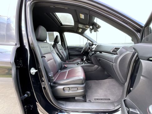 Used 2019 Honda Ridgeline Black Edition image 17