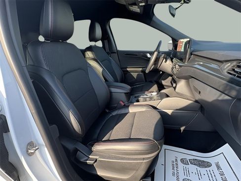 Certified 2023 Ford Escape ST-Line w/ Tech Pack #1 image 25