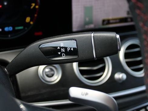 Used 2022 Mercedes-Benz E 53 AMG 4MATIC Sedan image 11