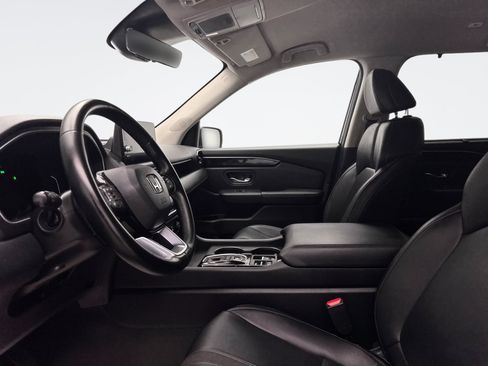 Used 2023 Honda Pilot EX-L image 9