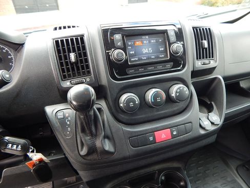 Used 2018 RAM ProMaster 1500 FWD image 24