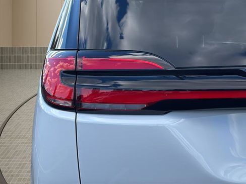 New 2026 Chrysler Pacifica Pinnacle image 46