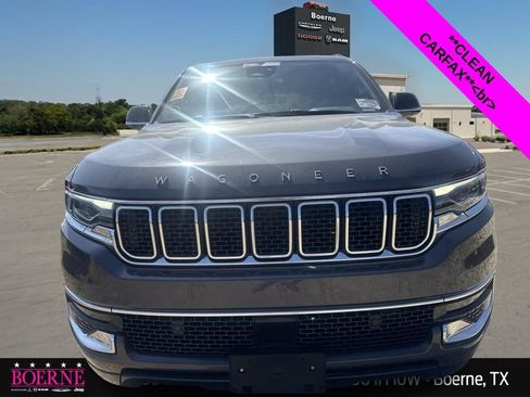 Used 2023 Jeep Wagoneer 4WD w/ Premium Group I image 5