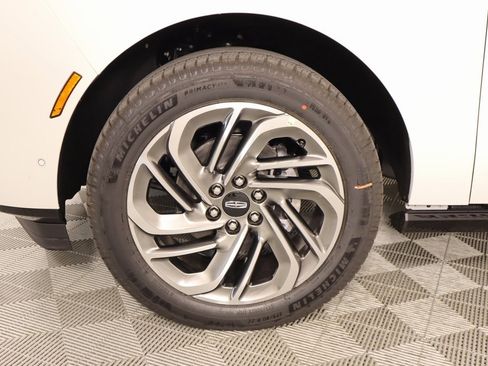 New 2025 Lincoln Navigator L Reserve image 19