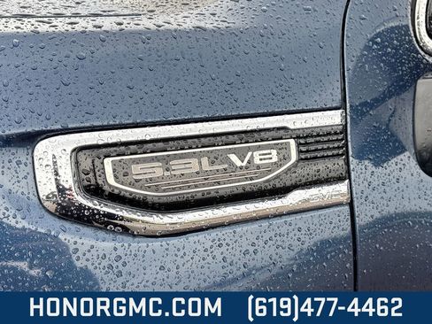 Used 2022 GMC Sierra 1500 SLT w/ SLT Convenience Package image 9