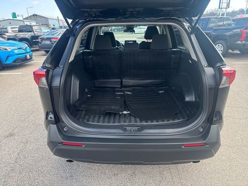Used 2023 Toyota RAV4 LE image 7
