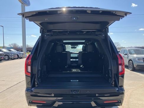 New 2026 Ford Expedition Platinum w/ Stealth Appearance Package image 15