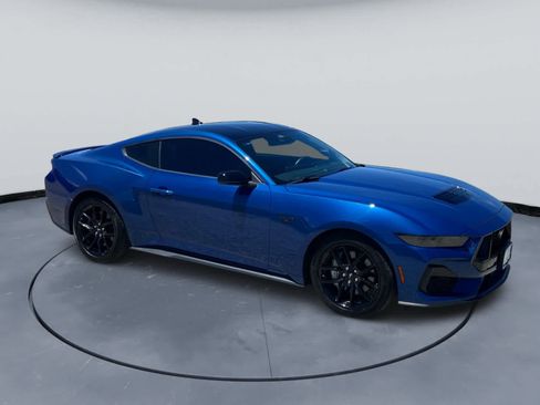 Used 2024 Ford Mustang GT RWD image 10