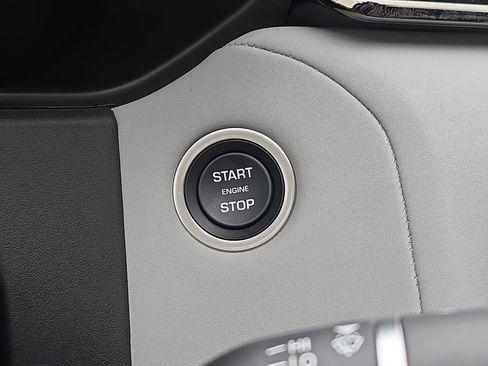 New 2026 Land Rover Range Rover Velar S image 27