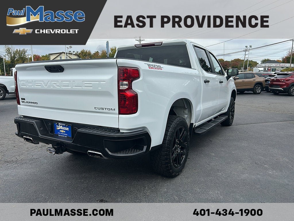 Used 2023 Chevrolet Silverado 1500 Custom Trail Boss AWD/4WD image 4