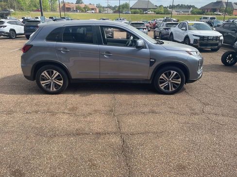 Used 2021 Mitsubishi Outlander Sport FWD image 12
