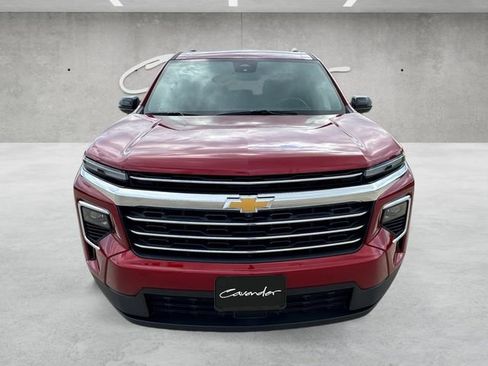 Certified 2024 Chevrolet Traverse LT w/ Trailering Package FWD image 18