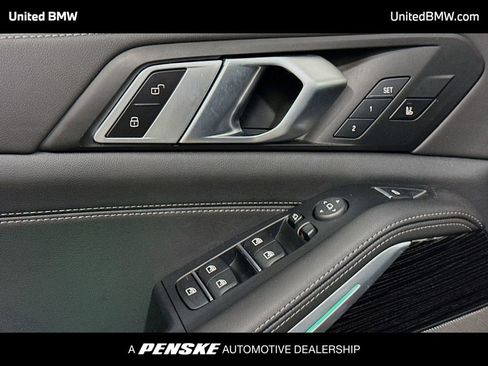 Used 2026 BMW X5 sDrive40i image 3