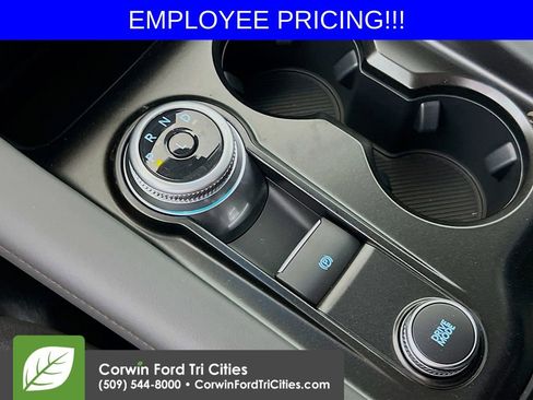 New 2026 Ford Explorer Active AWD/4WD image 10