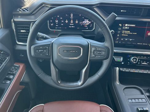 New 2026 GMC Sierra 2500 Denali Ultimate w/ Max Trailering Package AWD/4WD image 15