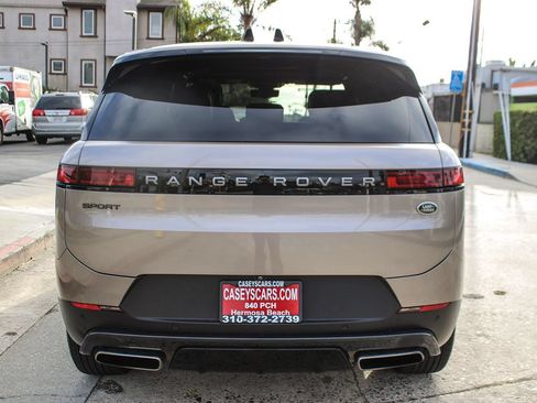 Used 2023 Land Rover Range Rover Sport SE AWD/4WD image 4