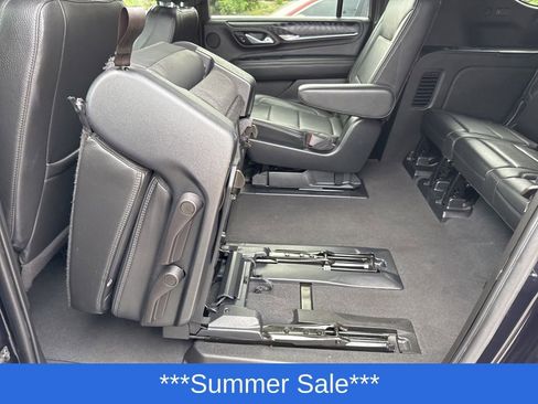 Used 2023 GMC Yukon XL Denali image 42