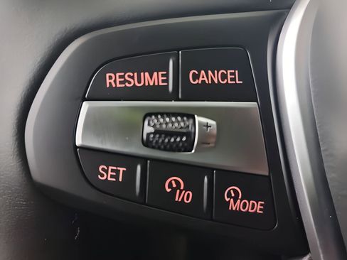 Used 2026 BMW X5 sDrive40i w/ Parking Assistance Package image 10