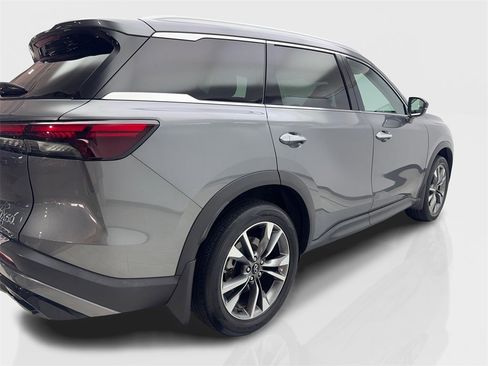 Used 2023 INFINITI QX60 Luxe w/ Cargo Package image 13