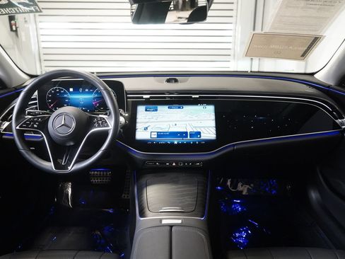 Used 2025 Mercedes-Benz E 450 4MATIC All-Terrain Wagon image 14