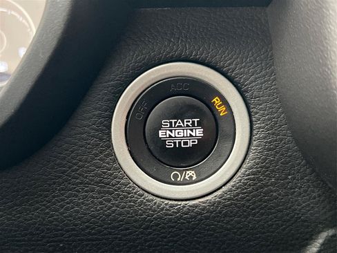 Used 2019 RAM 1500 Big Horn AWD/4WD image 36
