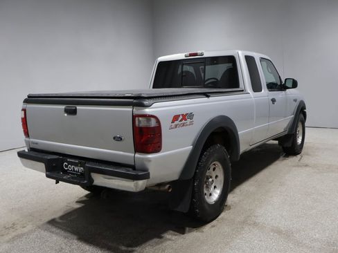 Used 2003 Ford Ranger XLT image 2