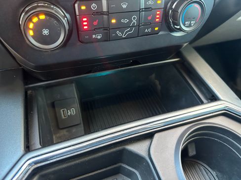 Used 2022 Ford F250 XLT w/ XLT Premium Package image 39