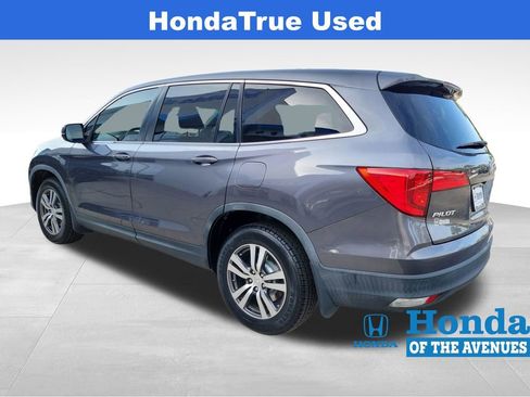 Certified 2017 Honda Pilot EX-L image 4