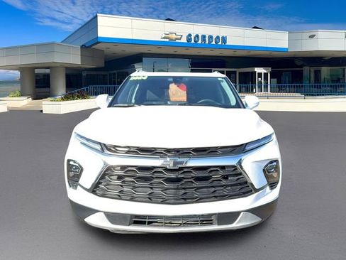 Used 2024 Chevrolet Blazer LT w/ Convenience Package image 2
