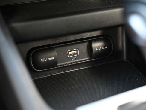 Used 2022 Kia Forte LXS w/ LXS Technology Package image 24