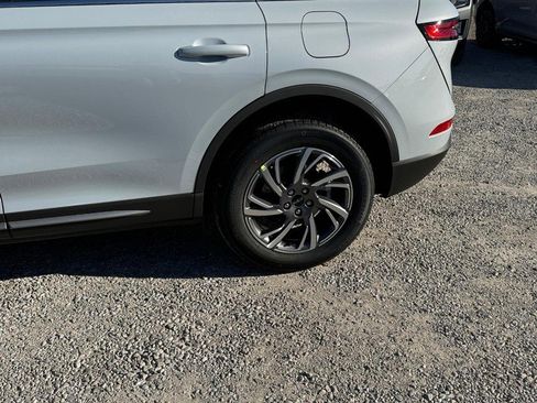 New 2025 Lincoln Corsair FWD image 9