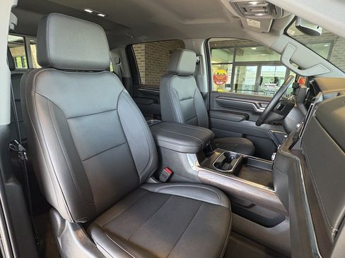 Used 2024 GMC Sierra 2500 SLT w/ SLT Premium Package AWD/4WD image 33