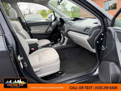 Used 2014 Subaru Forester 2.5i Premium w/ All-Weather Package AWD/4WD image 11