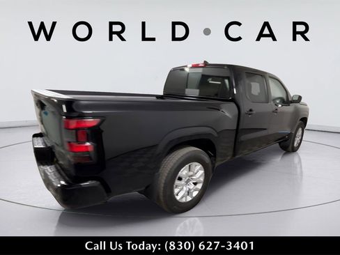 Used 2024 Nissan Frontier SV w/ Technology Package image 8