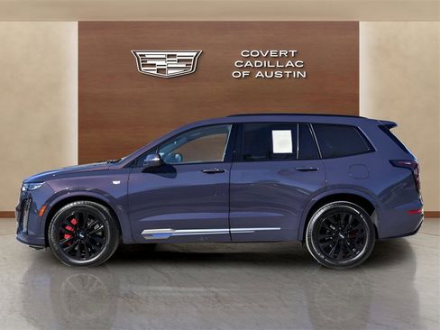 Certified 2025 Cadillac XT6 Sport w/ Platinum Package image 2