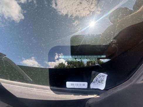 Used 2025 Nissan Altima 2.5 SV image 10