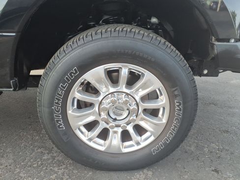 Used 2020 Ford F250 Lariat w/ Lariat Ultimate Package image 9