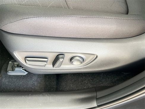 New 2025 Toyota RAV4 XLE image 17